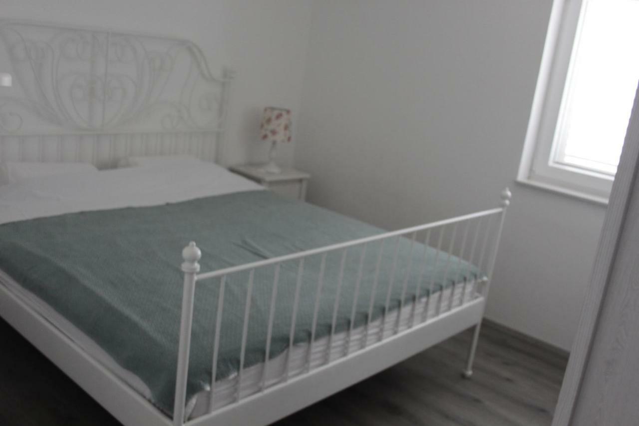 Apartmani "Mali Mago" Tribunj  Ngoại thất bức ảnh